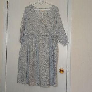 Tradlands Nico S NWT Faux Wrap Dress blue gray floral PTP ~21" fits oversized